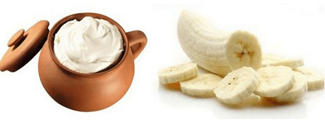 Máscara con crema azedo e plátano